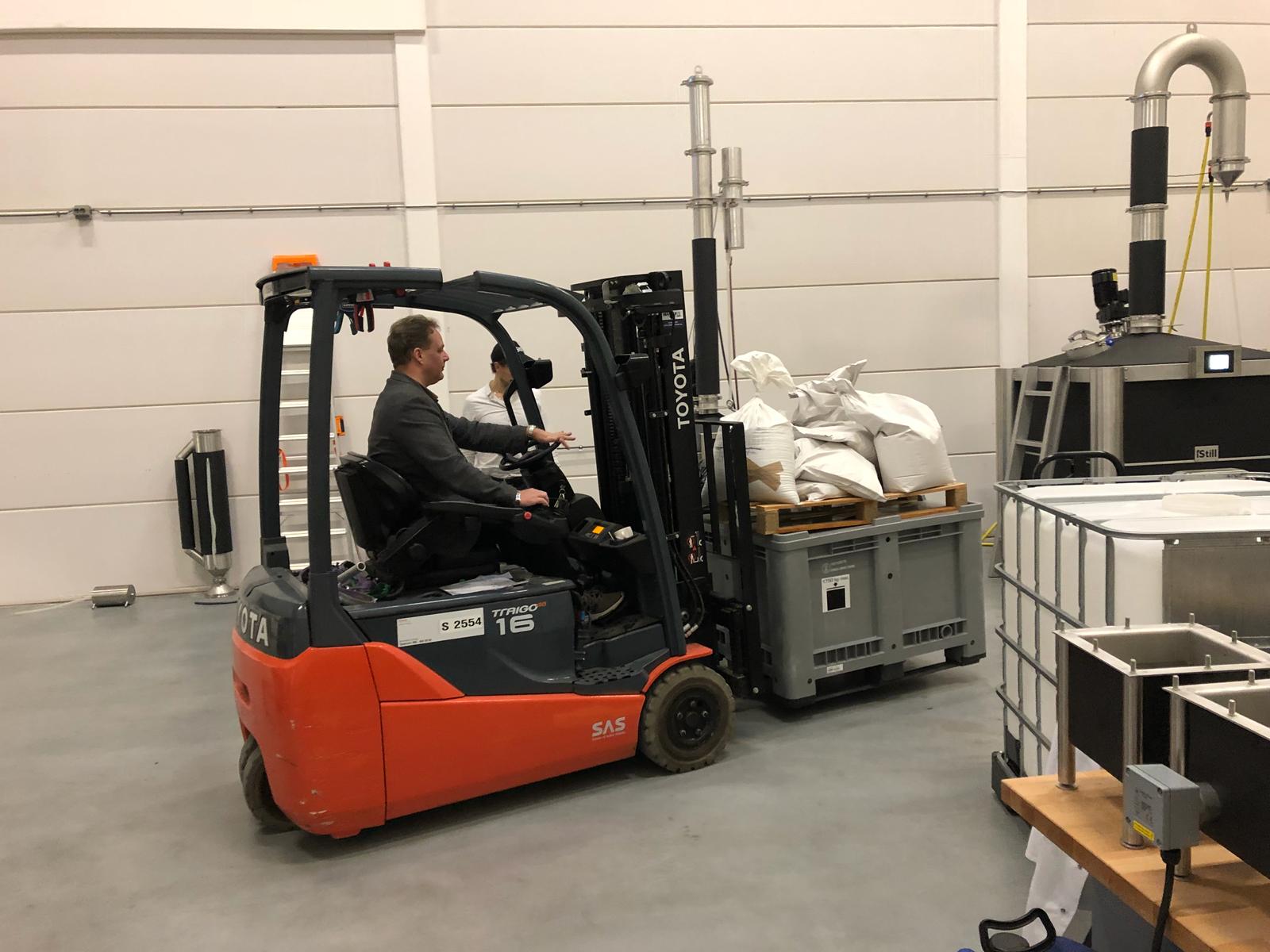 47766f28-bc2c-419b-84f2-e190a83d6450