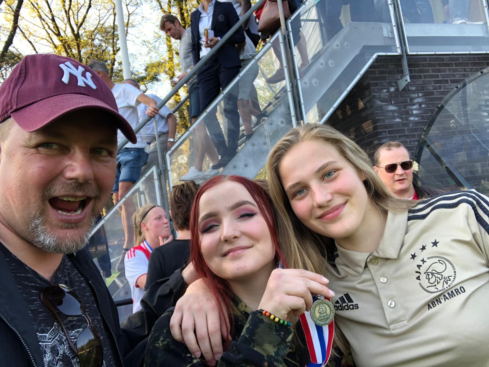 586992f5-0eec-49a1-8f90-19fedac69cba