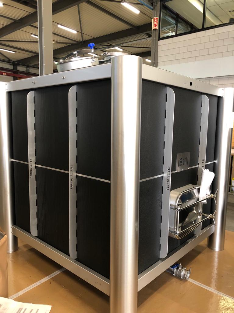 605b716c-d207-4ee7-b98c-966c9b7751a5